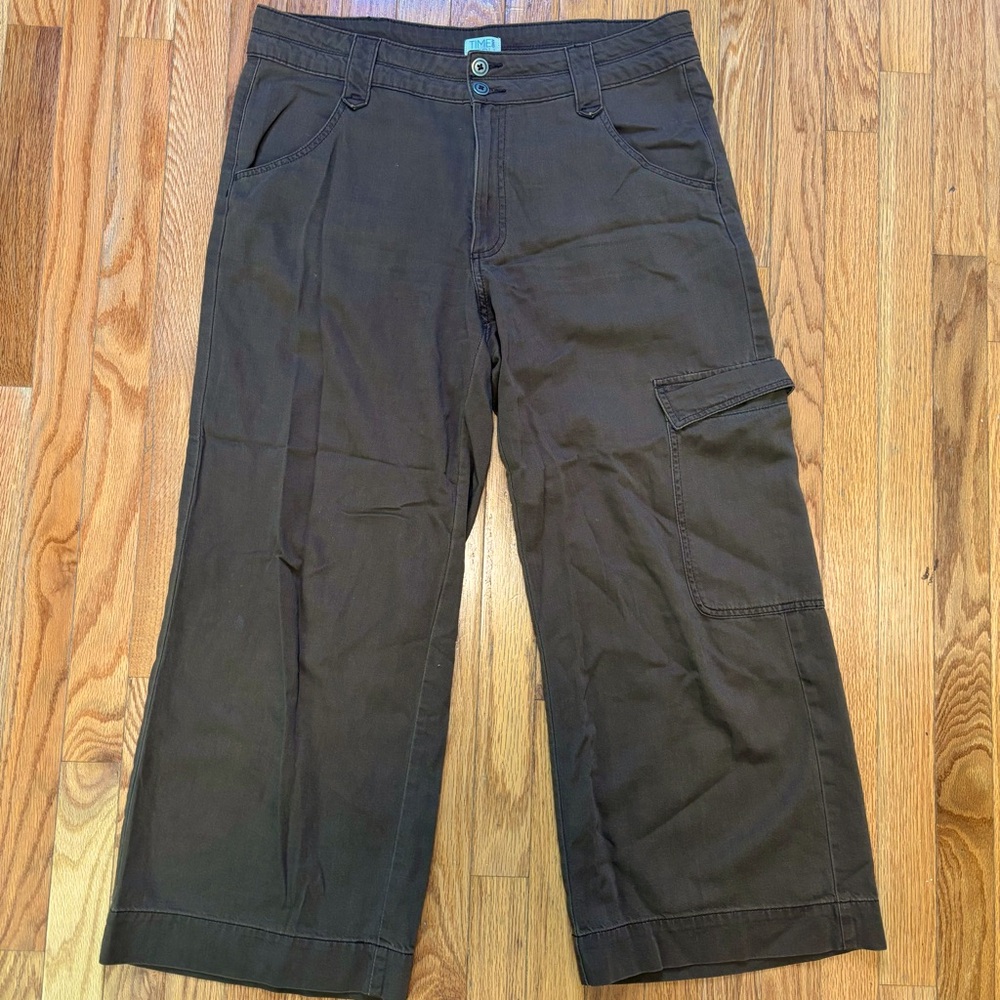 Time and Tru Brown Cargo Pants